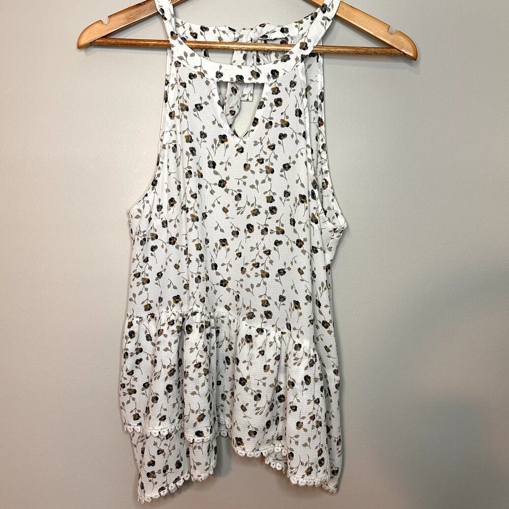 Altar'd State Floral Tiered Tie Back‎ Tank Size Medium